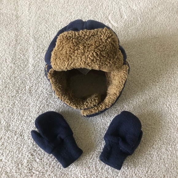 GAP Other - Gap Toddler Boy Trapper Winter Hat & Gloves Set